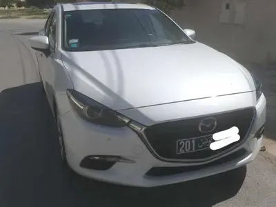 Mazda MAZDA3 Essence 2017