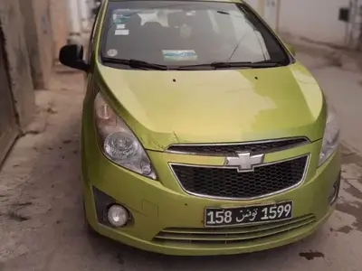 Chevrolet SPARK Essence 2011