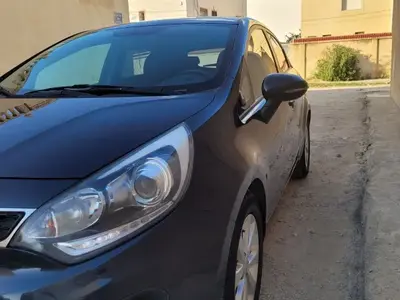 Kia RIO Essence 2014  / 54212824