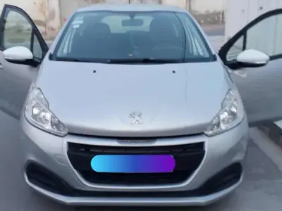 Peugeot 208 Essence 2020