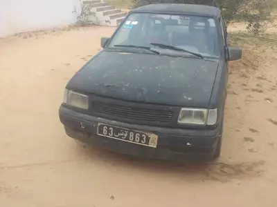 Opel Corsa Essence 1982