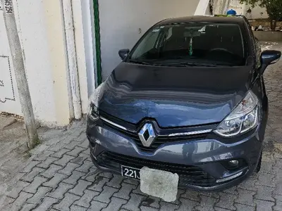 Renault Clio Essence 2021