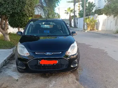 Ford FIGO 2014 122 mille km avec carnet d&#039;entretien (0 depenses) 