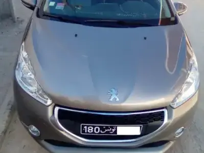 Peugeot 208 - Peugeot 208 2015 113000 km