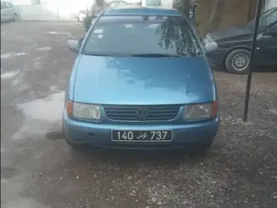 Volkswagen Polo 2000 Essence 