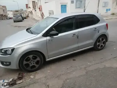 Volkswagen Polo 7 Essence 294 000 km -- Sélectionner l&#039;état --