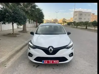 Renault Clio 2023 Essence 65 241 km