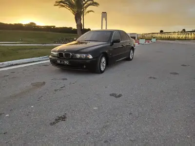 Bmw 520 2003 300 km