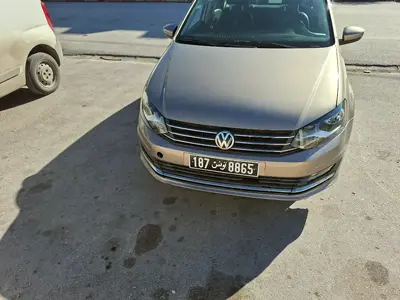 Volkswagen Polo sedan highline 2016 51000 km