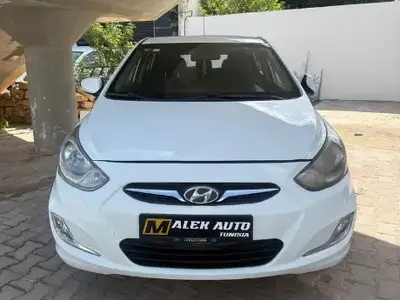 Hyundai Accent Essence 350 000 km
