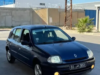 Renault Clio 2002 Essence 225 000 km