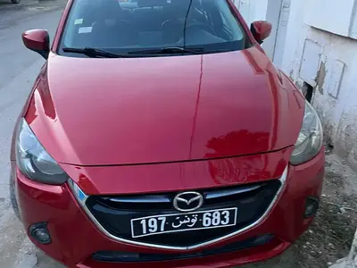 Mazda Mazda2 2017 245000 km 1ere main