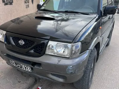 Nissan Autres 2004 500 km