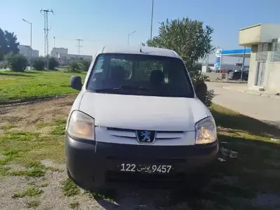 Peugeot Partner Diesel 0 km