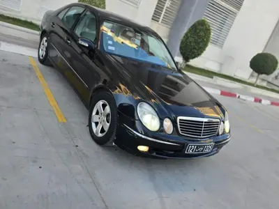 Mercedes 190-series 2012 