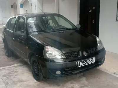 Clio classique très propre 