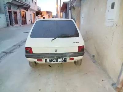Peugeot 205 - Photo 2