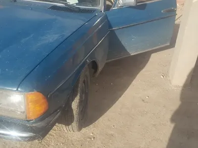 Mercedes 200 - Photo 6