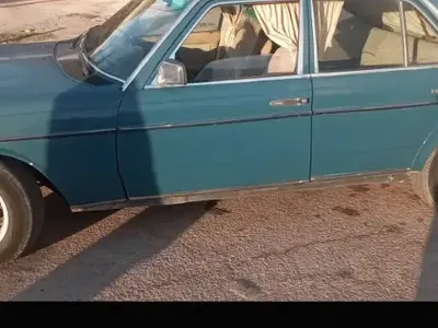 Mercedes 200 - Photo 2