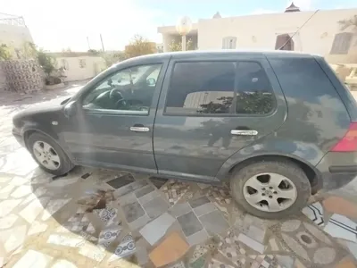 Volkswagen Golf 2001 300.000 km