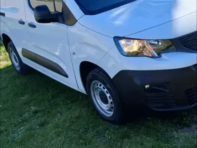 Peugeot Partner - Photo 8