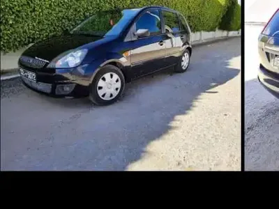 Ford FIESTA - Photo 6