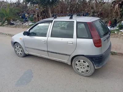 Fiat PUNTO - Photo 3