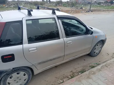Fiat PUNTO - Photo 2