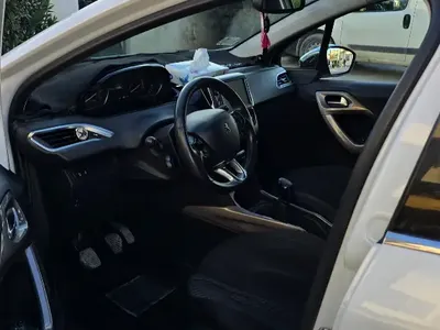 Peugeot 2008 - Photo 3