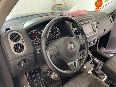 Volkswagen Tiguan - Photo 8