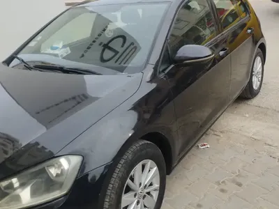 Volkswagen Golf - Photo 2