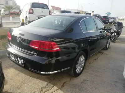 Volkswagen Passat - Photo 2