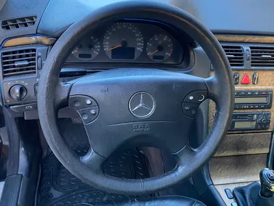 Mercedes Classe E - Photo 3