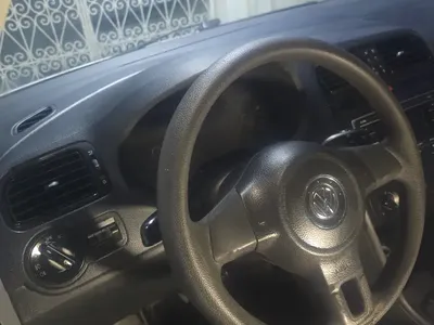 Volkswagen Polo - Photo 2