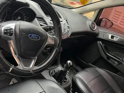 Ford FIESTA - Photo 5