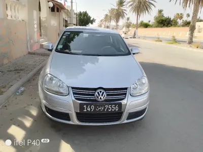 Volkswagen Jetta - Photo 5