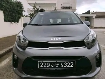 KIA PICANTO GT LINE PREMIÈRE MAIN TRÈS PROPRE 