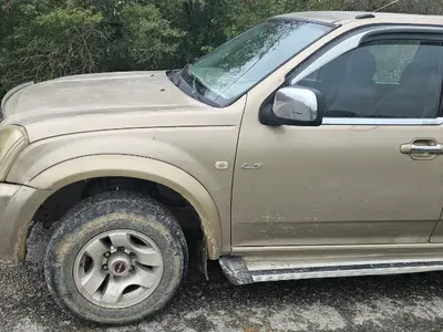 Isuzu D-max ii 2006 300000 km