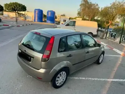 Ford Fiesta 2004 200000 km