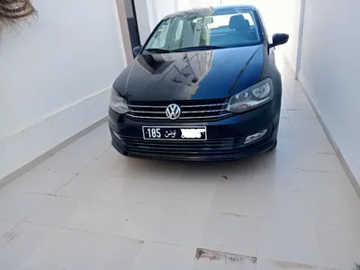 Volkswagen Polo sedan 