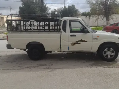 Mahindra SCORPIO - Photo 3