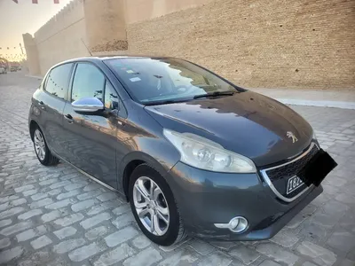 Peugeot 208 2015 163000 km