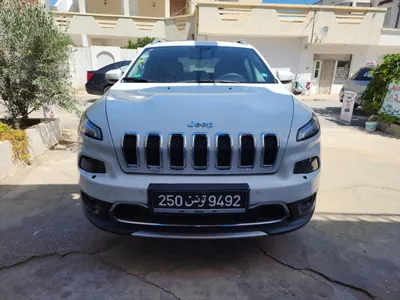 Jeep Cherokee 2015 215000 km