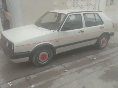 Photo Volkswagen Golf 1992 500 km - Prix 11 200 DT