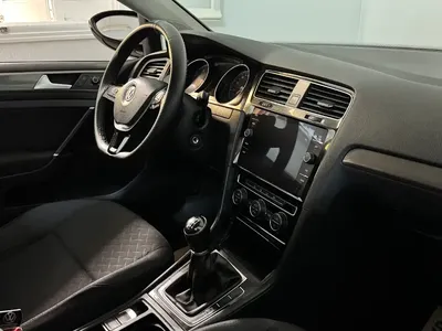 Volkswagen Golf - Photo 7