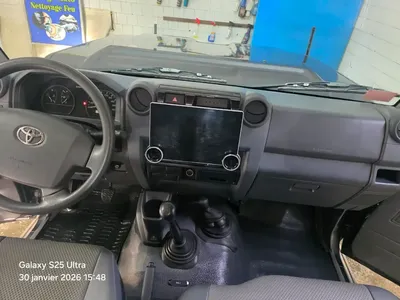 Toyota Land Cruiser - Photo 9