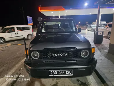 Photo Toyota Land cruiser 2022 37000 km - Prix 120 000 DT