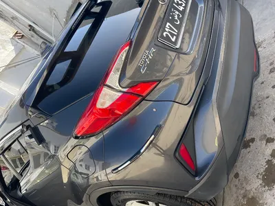 Toyota C-HR - Photo 2