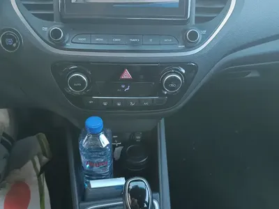 Hyundai ACCENT - Photo 2
