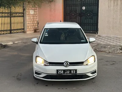 Photo Volkswagen Golf 2017 193000 km - Prix 51 000 DT